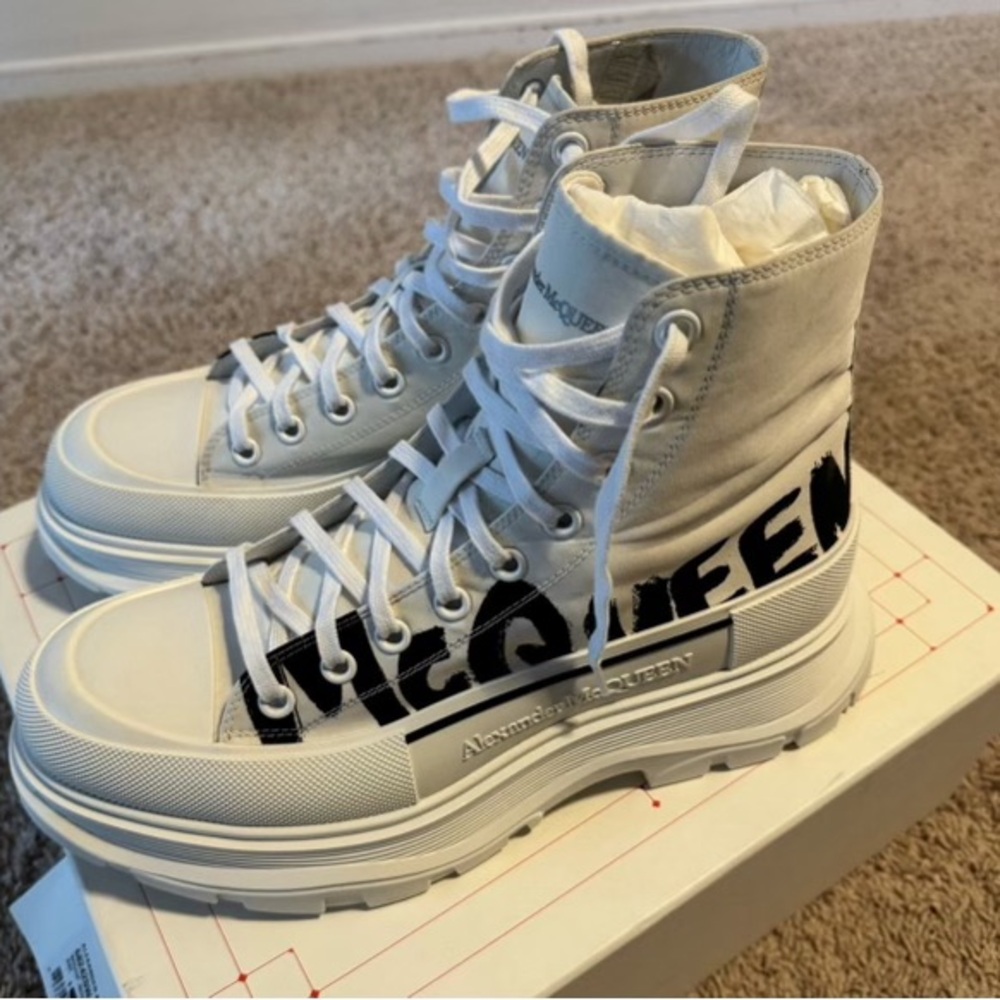 Men’s Alexander Mcqueen Hightop Sneakers